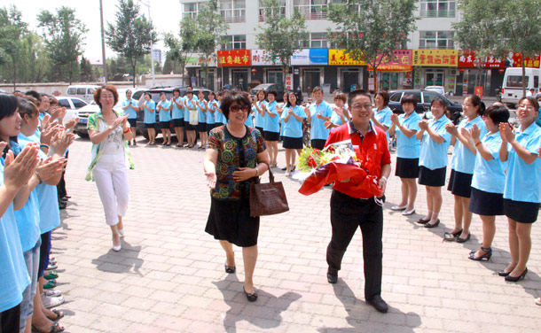 绿之韵集团胡国安董事长赴内蒙古市场考察